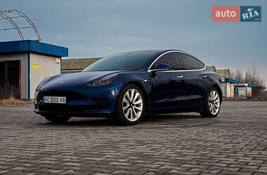 Седан Tesla Model 3 2018 в Луцке