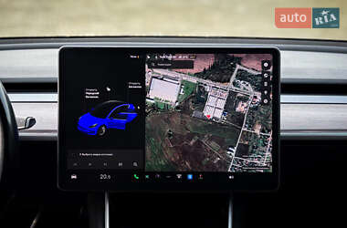 Седан Tesla Model 3 2018 в Луцке