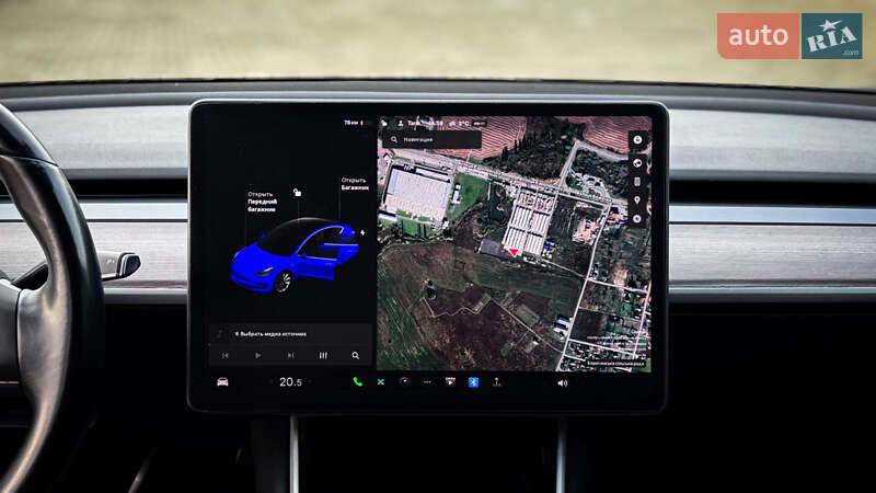 Седан Tesla Model 3 2018 в Луцке