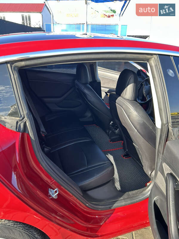 Седан Tesla Model 3 2017 в Каменец-Подольском