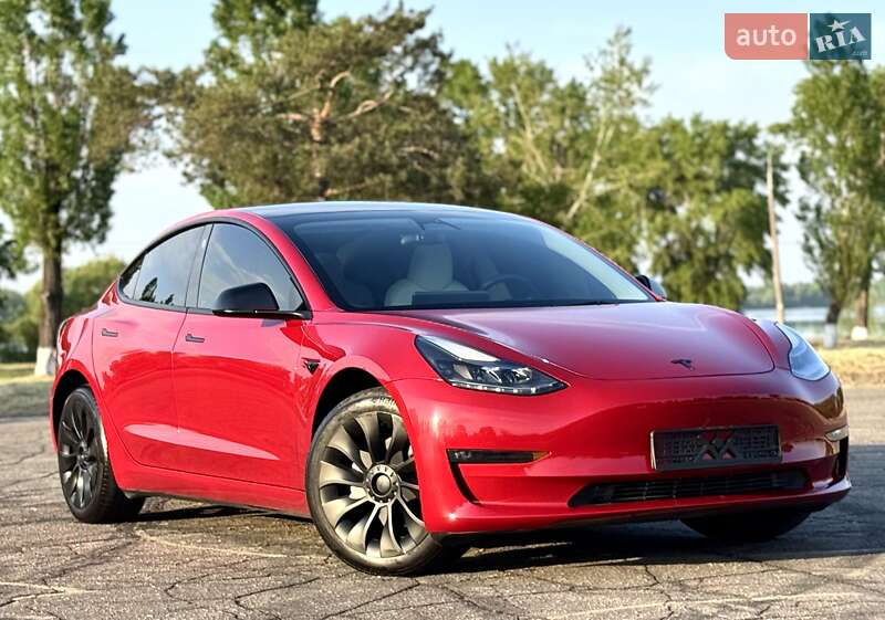 Tesla Model 3 2023