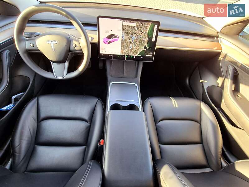 Седан Tesla Model 3 2021 в Одессе
