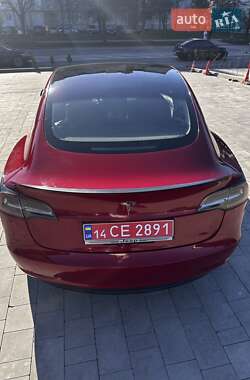 Седан Tesla Model 3 2018 в 