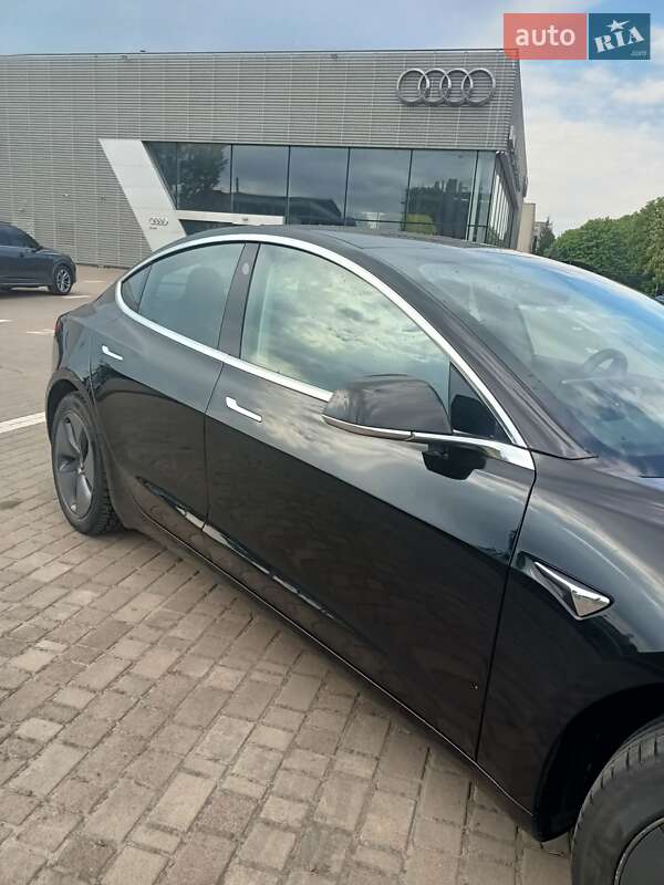 Седан Tesla Model 3 2019 в Львове фото 2 Седан Tesla Model 3 2019 в Львове