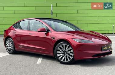 Внедорожник / Кроссовер Tesla Model 3 2024 в 