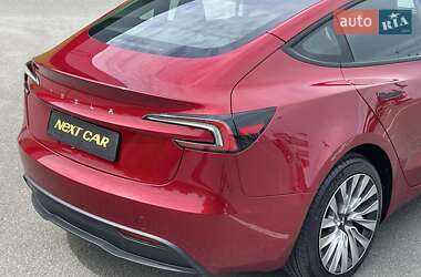 Внедорожник / Кроссовер Tesla Model 3 2024 в 