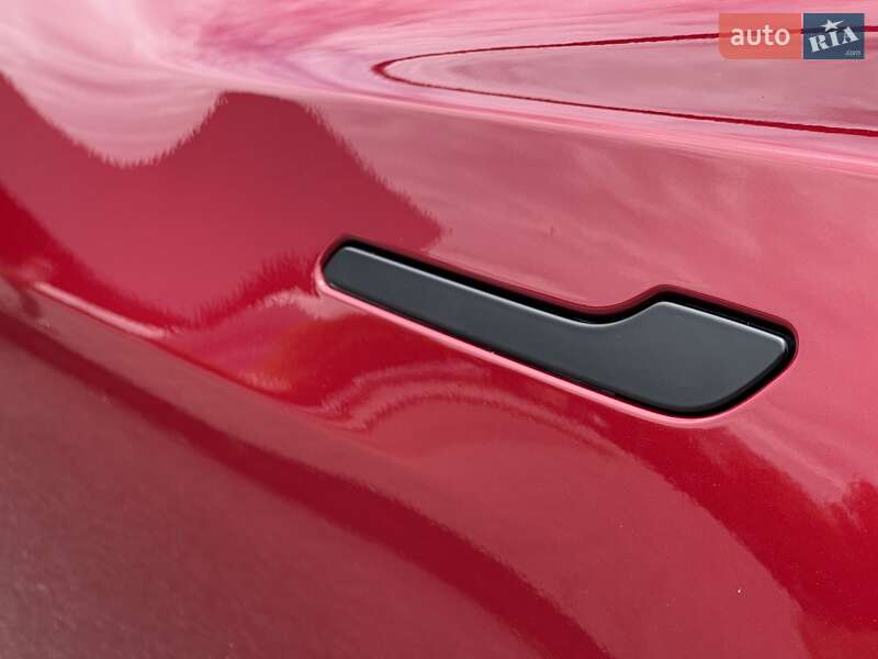 Внедорожник / Кроссовер Tesla Model 3 2024 в Киеве