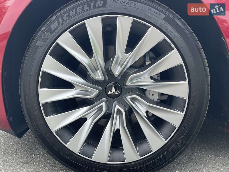 Внедорожник / Кроссовер Tesla Model 3 2024 в Киеве