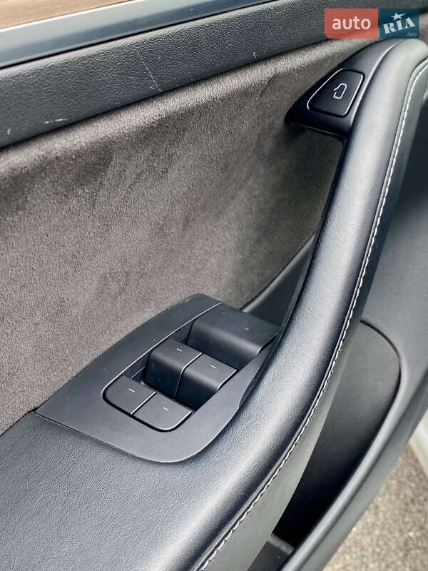 Седан Tesla Model 3 2021 в Киеве фото 12 Седан Tesla Model 3 2021 в Киеве