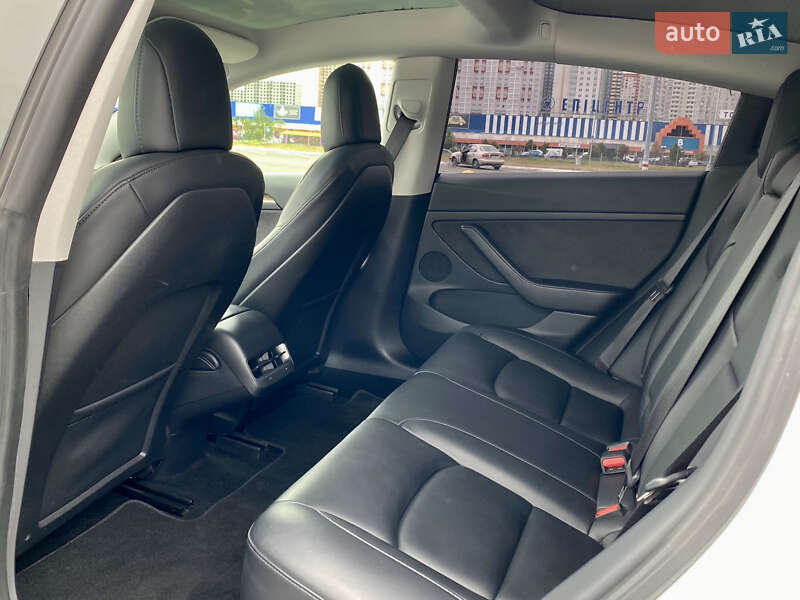 Седан Tesla Model 3 2021 в Киеве фото 13 Седан Tesla Model 3 2021 в Киеве