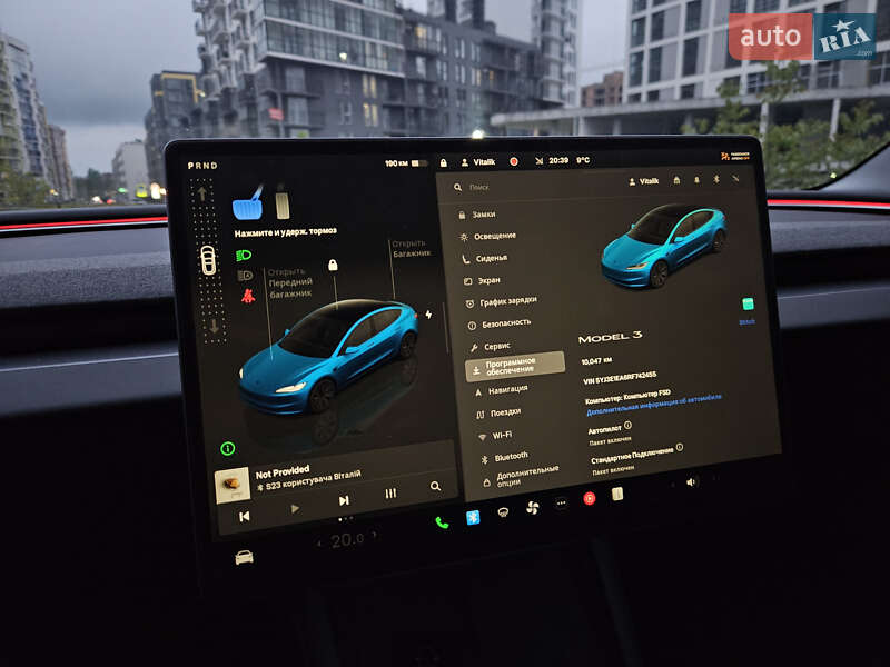 Седан Tesla Model 3 2024 в Львове
