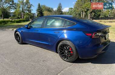 Седан Tesla Model 3 2018 в 