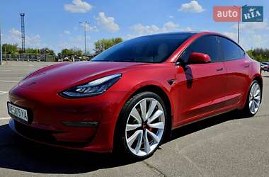 Седан Tesla Model 3 2018 в 