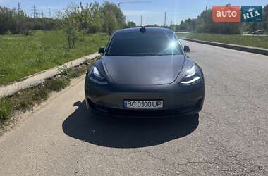 Седан Tesla Model 3 2020 в 