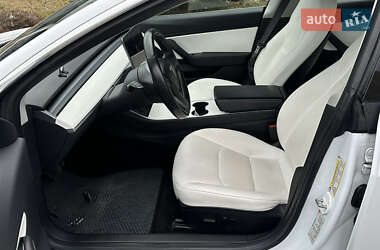 Седан Tesla Model 3 2018 в 