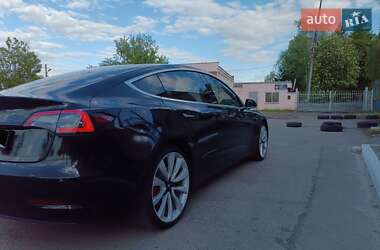Седан Tesla Model 3 2018 в 