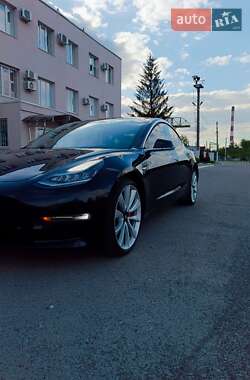Седан Tesla Model 3 2018 в 