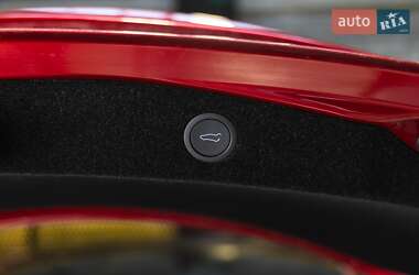 Седан Tesla Model 3 2024 в 