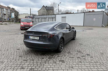 Седан Tesla Model 3 2019 в 