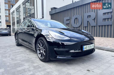 Седан Tesla Model 3 2019 в Вінниці