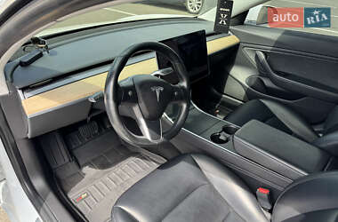 Седан Tesla Model 3 2019 в Києві