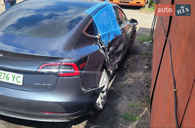 Седан Tesla Model 3 2018 в 