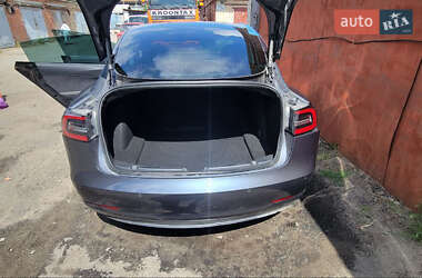 Седан Tesla Model 3 2018 в 
