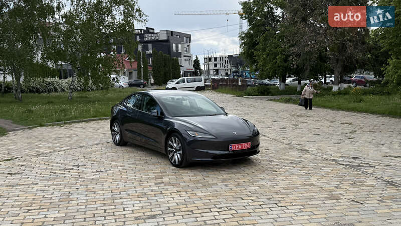 Седан Tesla Model 3 2024 в Белой Церкви