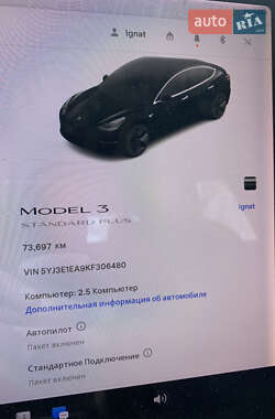 Седан Tesla Model 3 2019 в 
