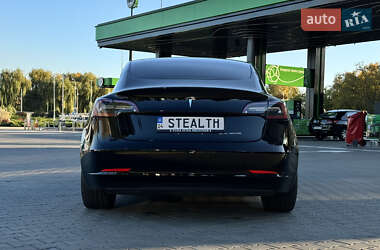 Седан Tesla Model 3 2018 в 