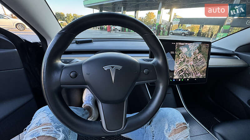 Седан Tesla Model 3 2018 в Черкассах фото 31 Седан Tesla Model 3 2018 в Черкассах