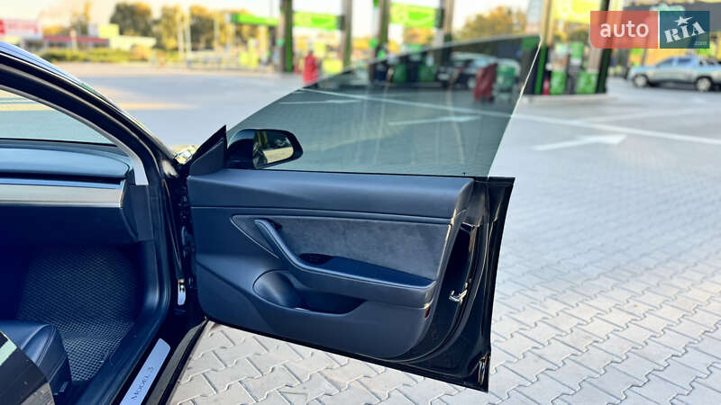 Седан Tesla Model 3 2018 в Черкассах фото 46 Седан Tesla Model 3 2018 в Черкассах