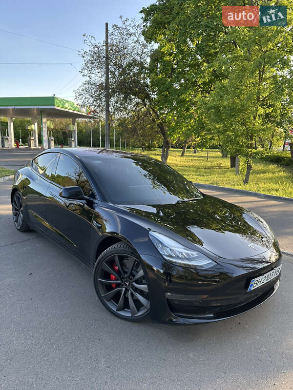 Седан Tesla Model 3 2018 в Одессе