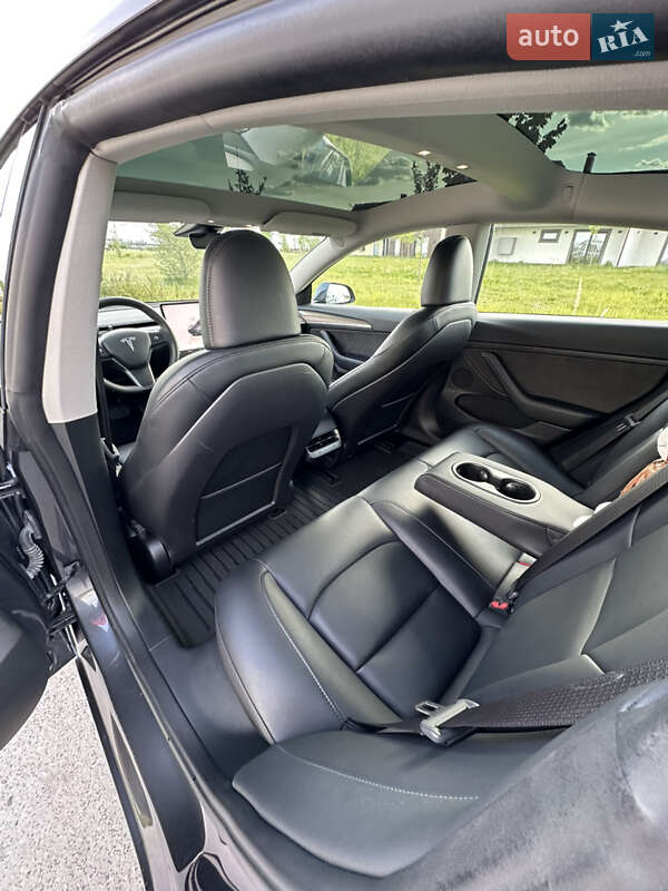 Седан Tesla Model 3 2023 в Коростені фото 16 Седан Tesla Model 3 2023 в Коростені