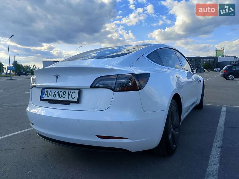 Седан Tesla Model 3 2019 в Києві фото 10 Седан Tesla Model 3 2019 в Києві