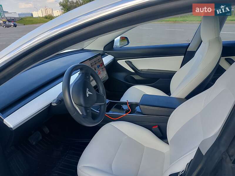 Седан Tesla Model 3 2019 в Києві фото 14 Седан Tesla Model 3 2019 в Києві