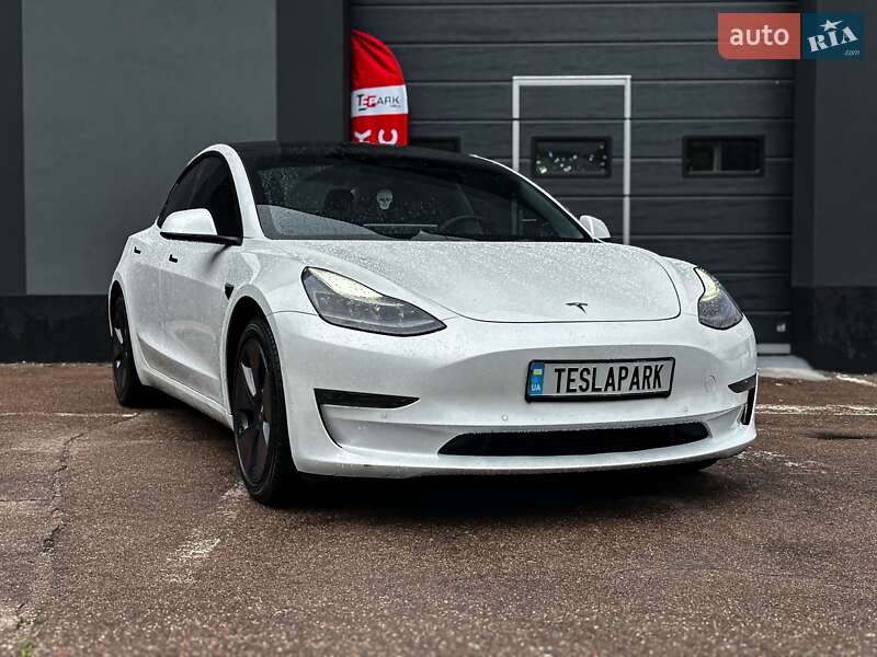 Седан Tesla Model 3 2022 в Киеве фото 12 Седан Tesla Model 3 2022 в Киеве