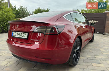 Седан Tesla Model 3 2019 в 