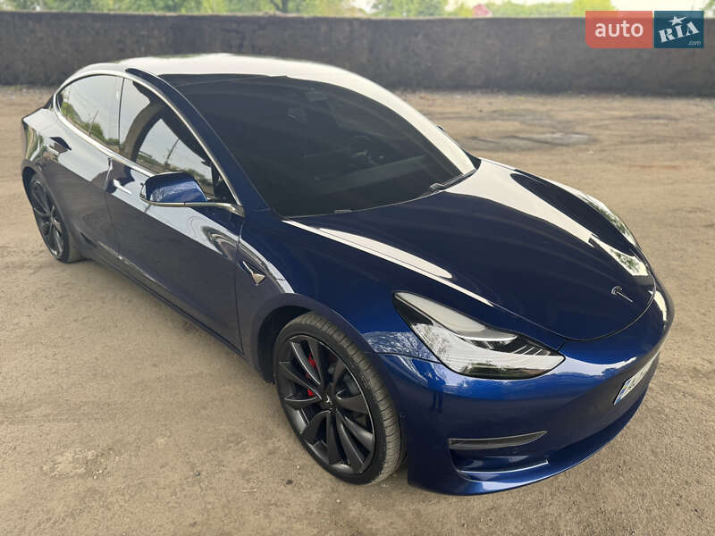 Седан Tesla Model 3 2020 в Ужгороде фото 5 Седан Tesla Model 3 2020 в Ужгороде