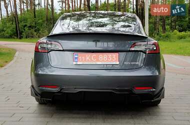 Седан Tesla Model 3 2019 в 