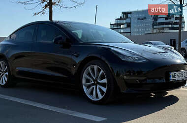 Седан Tesla Model 3 2018 в 