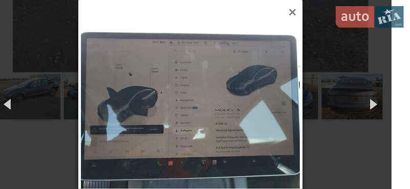 Седан Tesla Model 3 2022 в Ровно