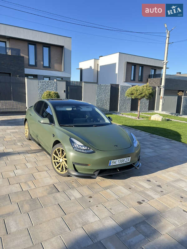 Седан Tesla Model 3 2019 в Ровно фото 16 Седан Tesla Model 3 2019 в Ровно