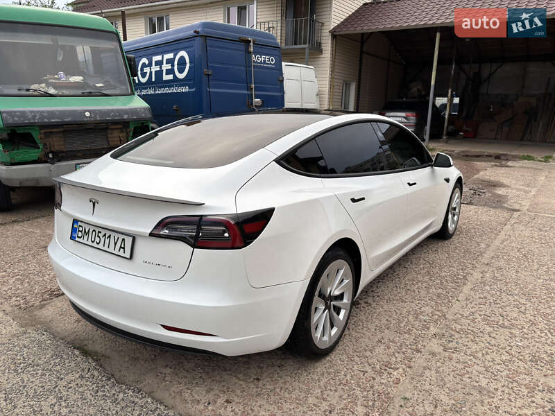 Седан Tesla Model 3 2022 в Києві