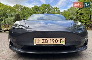 Седан Tesla Model 3 2019 в 