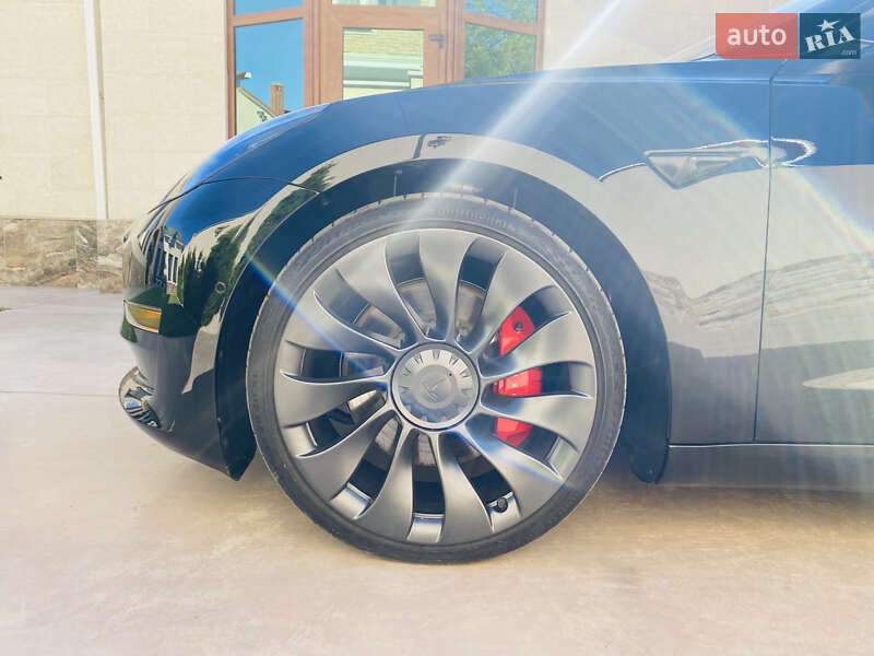 Седан Tesla Model 3 2021 в Одесі