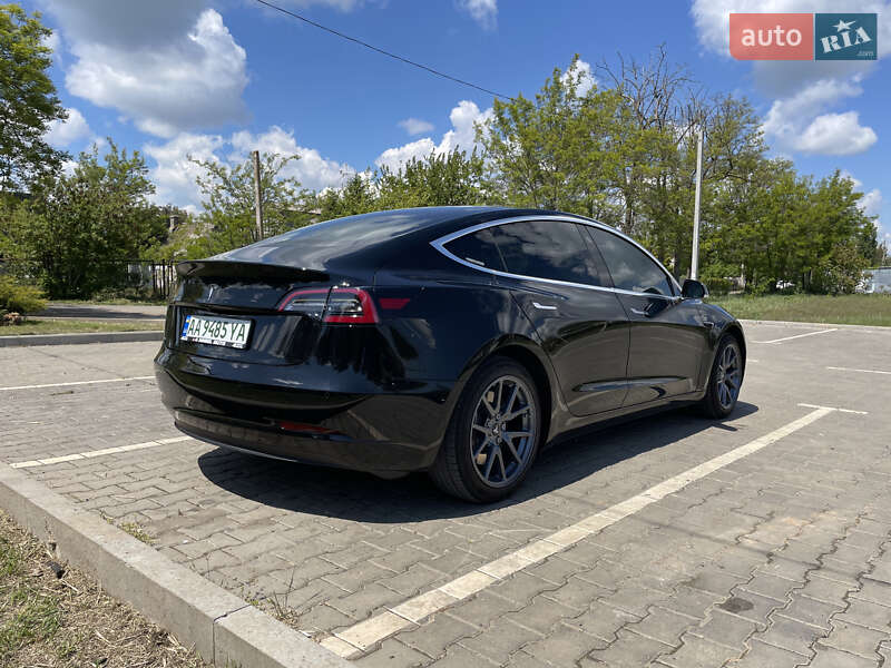 Седан Tesla Model 3 2018 в Одессе