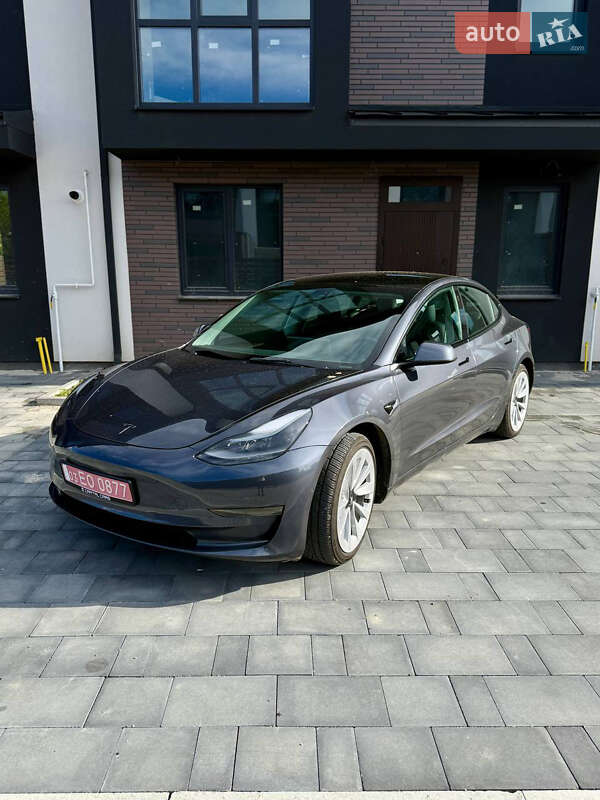 Седан Tesla Model 3 2022 в Луцке фото Седан Tesla Model 3 2022 в Луцке