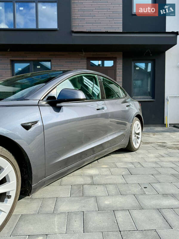 Седан Tesla Model 3 2022 в Луцке фото 4 Седан Tesla Model 3 2022 в Луцке