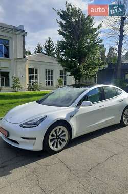 Седан Tesla Model 3 2018 в 